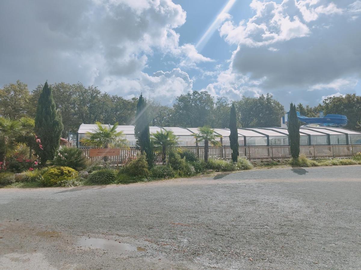 Bungalow Cosy Equipe La Boissiere-de-Montaigu المظهر الخارجي الصورة