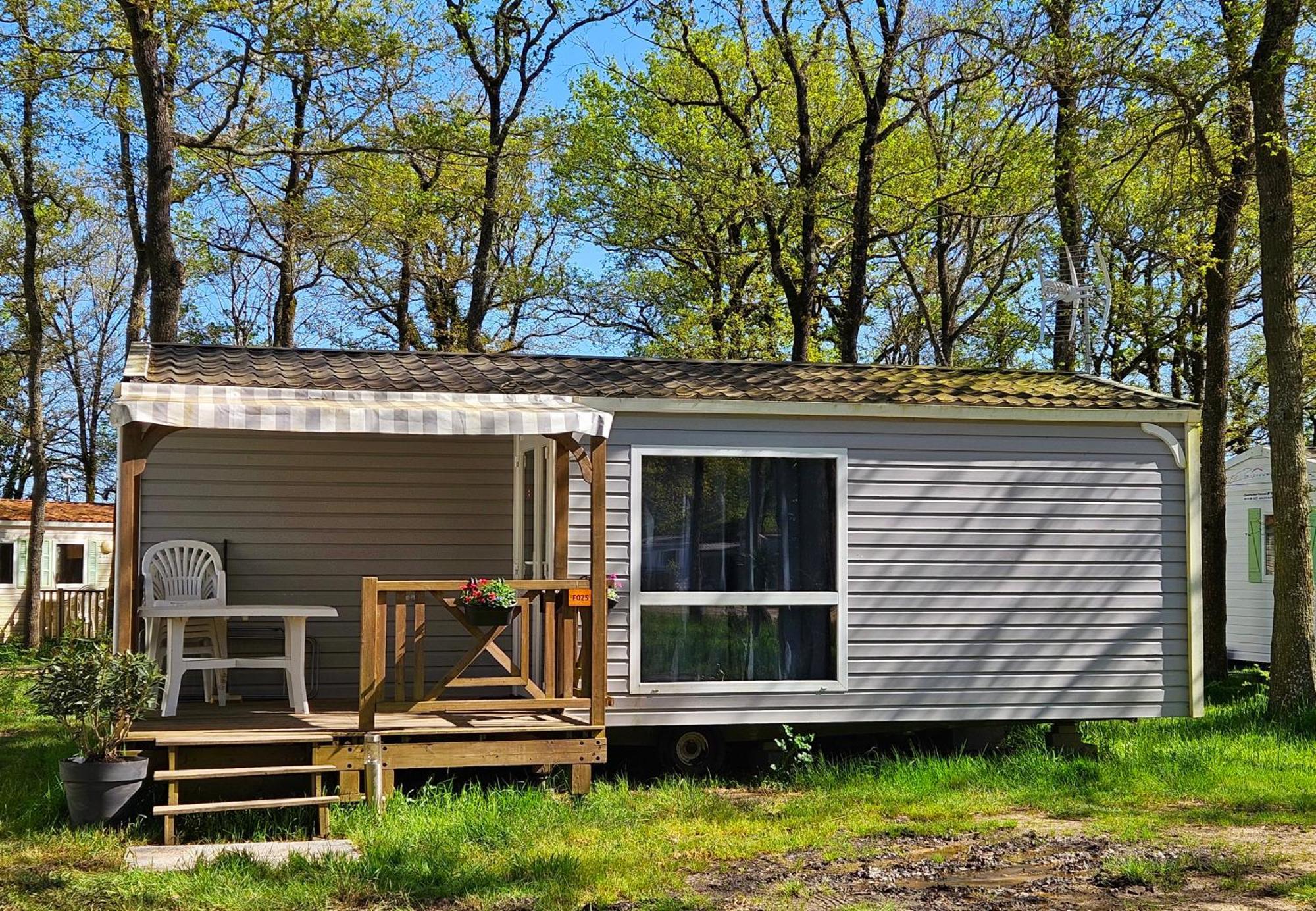 Bungalow Cosy Equipe La Boissiere-de-Montaigu المظهر الخارجي الصورة